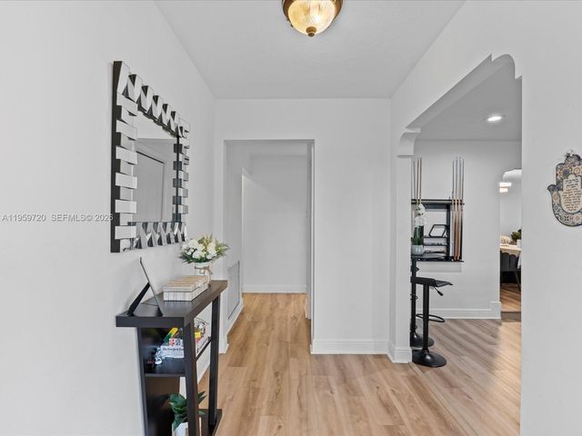 1113 N 46th Terrace, Hollywood, FL 33021