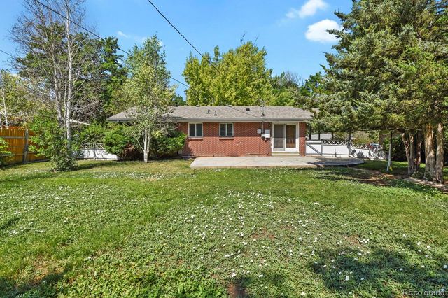 564 Moline Street, Aurora, CO 80010