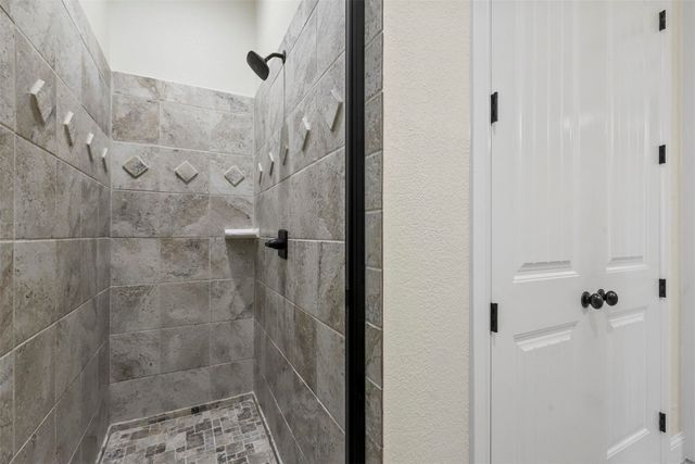 6222 Prospect Hill Drive, Granbury, TX 76049