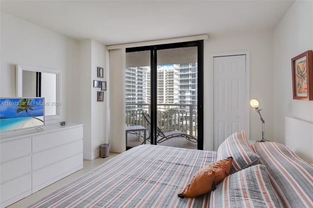 3000 N Ocean Drive 10B, Riviera Beach, FL 33404