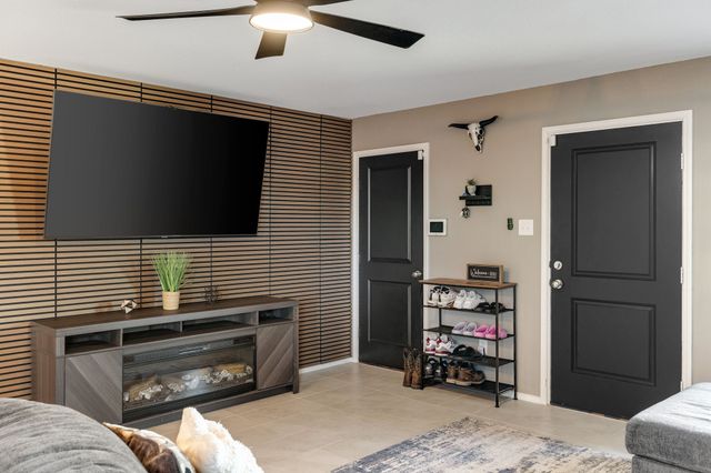 14164 Danesdale Drive, Pilot Point, TX 76258