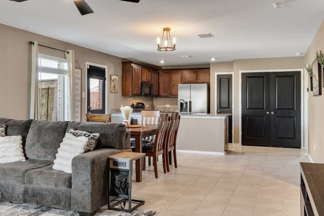 14164 Danesdale Drive, Pilot Point, TX 76258