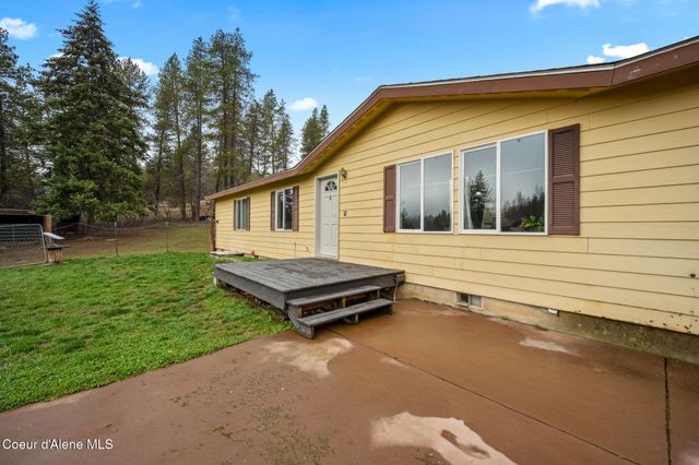 319 Crystal Creek Rd, Fernwood, ID 83830