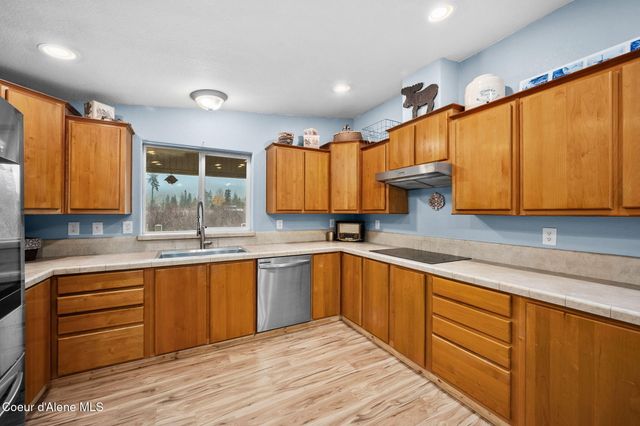 319 Crystal Creek Rd, Fernwood, ID 83830