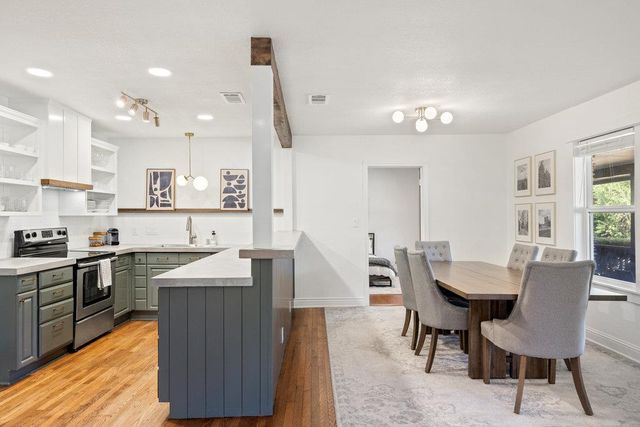 7511 Old Bee Caves RD 2, Austin, TX 78735