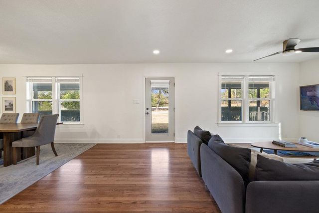 7511 Old Bee Caves RD 2, Austin, TX 78735