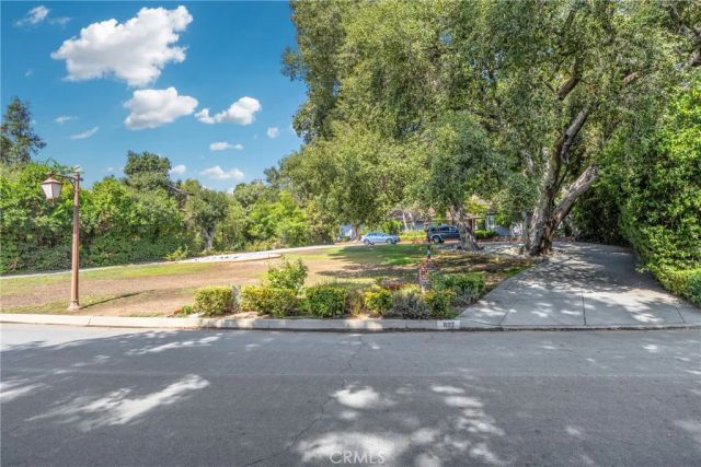 827 Hampton Road, Arcadia, CA 91006