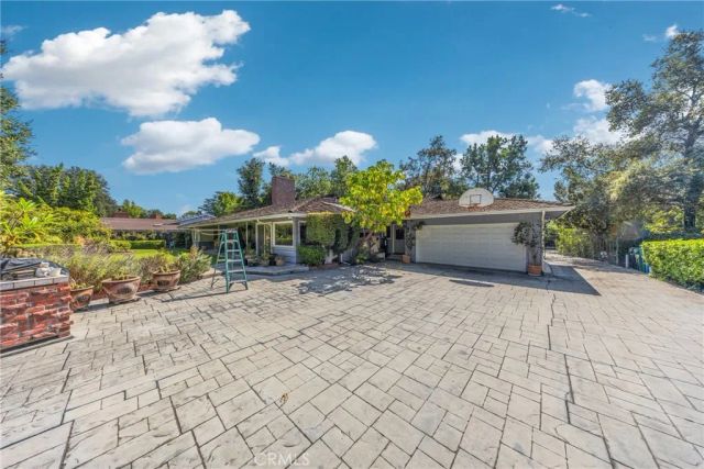 827 Hampton Road, Arcadia, CA 91006