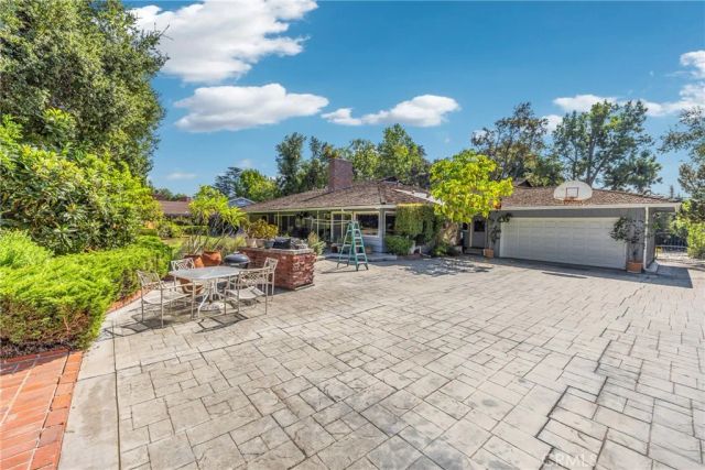 827 Hampton Road, Arcadia, CA 91006