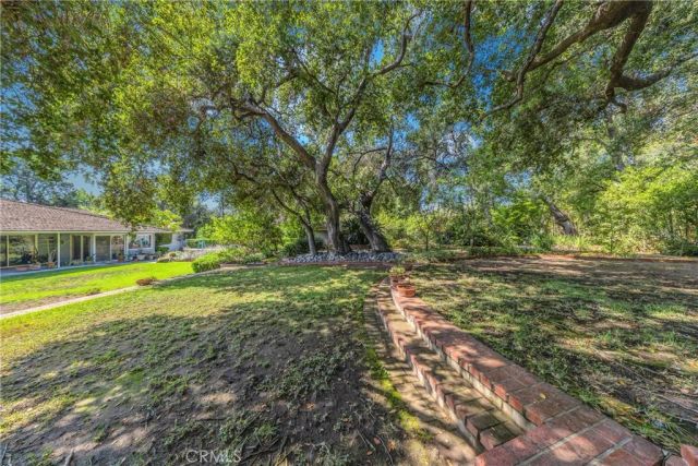 827 Hampton Road, Arcadia, CA 91006