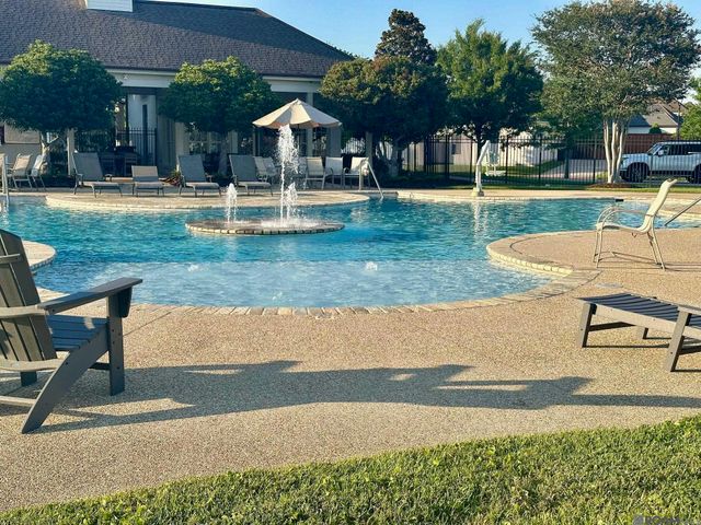 8339 Billiu St, Saint George, LA 70817