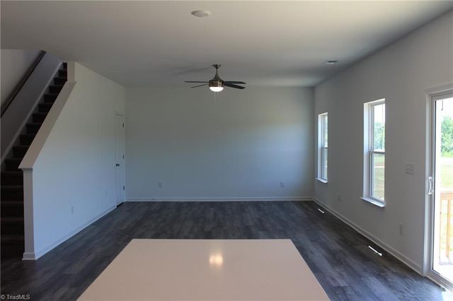 6816 Steeplegate Drive 15 SG, Burlington, NC 27215