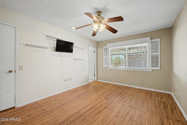 14044 N Lakeforest Drive, Sun City, AZ 85351