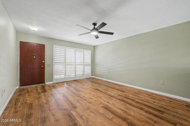 14044 N Lakeforest Drive, Sun City, AZ 85351