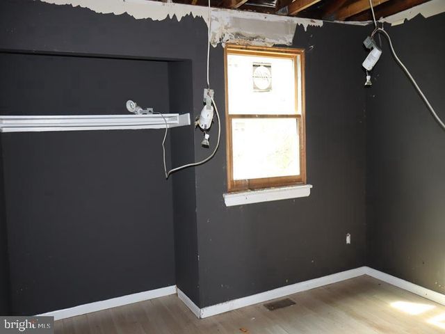 8434 BRUNSWICK PL, Philadelphia, PA 19153