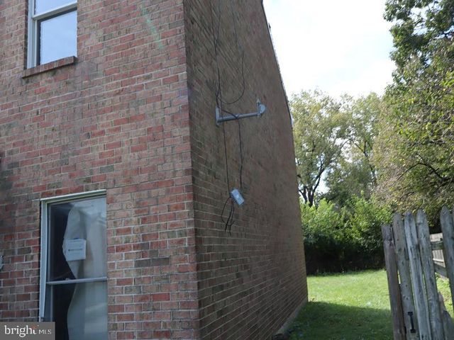 8434 BRUNSWICK PL, Philadelphia, PA 19153