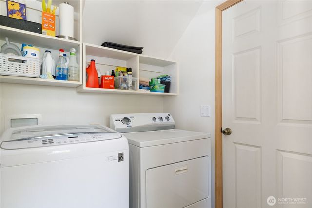 726 SW Puffin Street, Oak Harbor, WA 98277