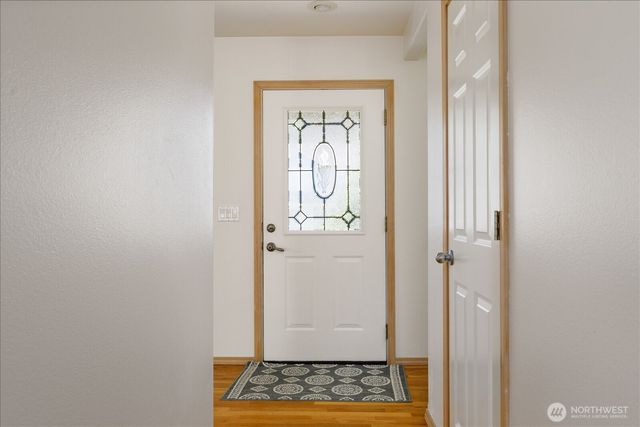 726 SW Puffin Street, Oak Harbor, WA 98277
