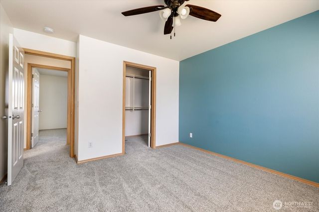 726 SW Puffin Street, Oak Harbor, WA 98277