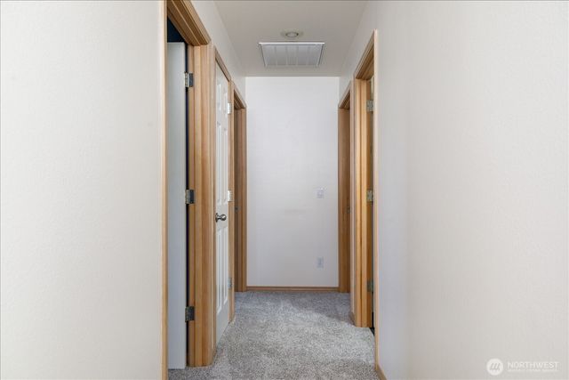 726 SW Puffin Street, Oak Harbor, WA 98277