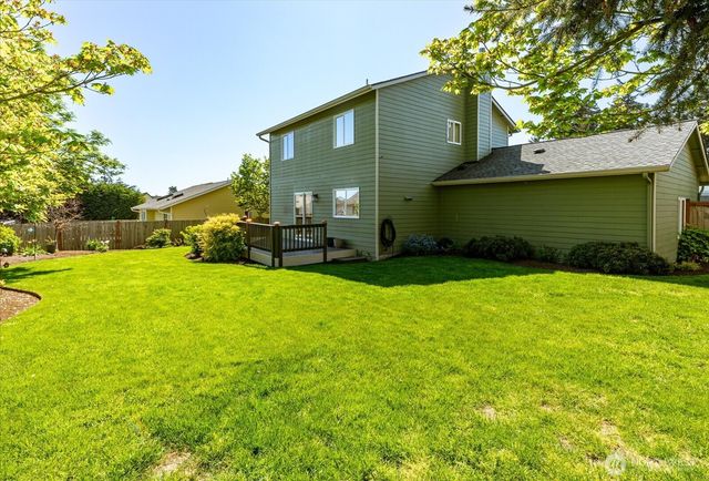 726 SW Puffin Street, Oak Harbor, WA 98277
