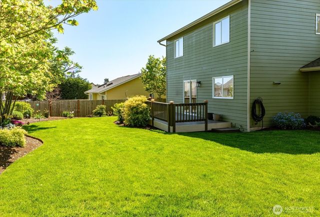 726 SW Puffin Street, Oak Harbor, WA 98277