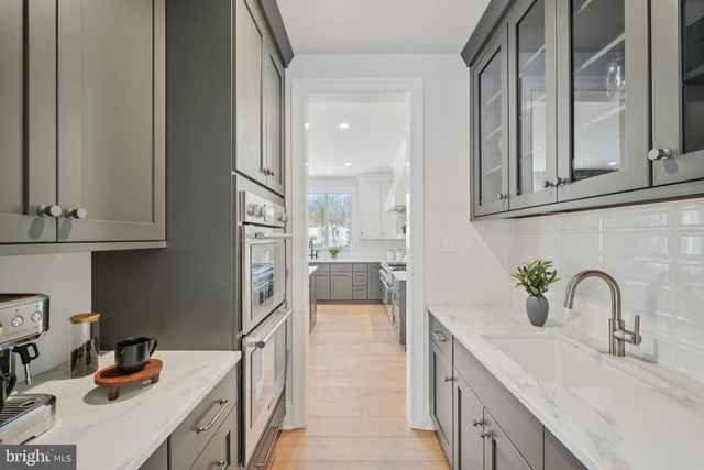 340 HIDDEN RIVER RD, Penn Valley, PA 19072