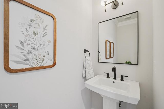 340 HIDDEN RIVER RD, Penn Valley, PA 19072