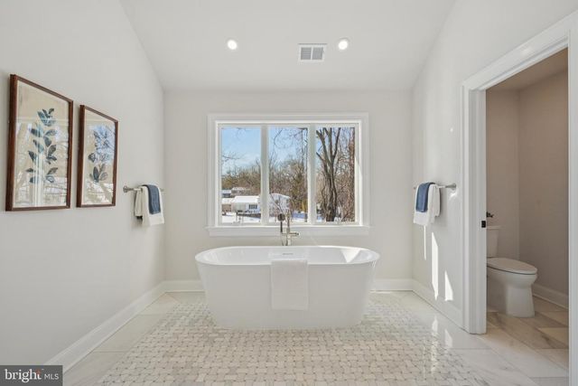 340 HIDDEN RIVER RD, Penn Valley, PA 19072