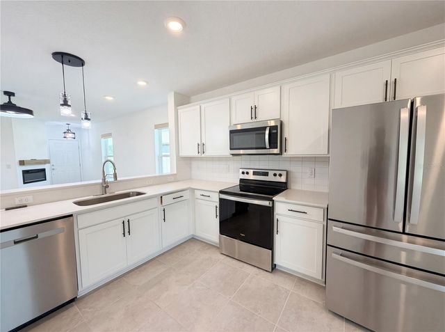 8359 SW 54TH LOOP, Ocala, FL 34481