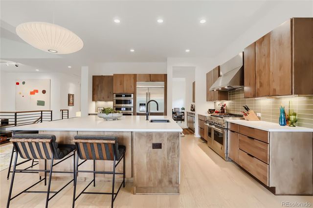 1058 Earmark Lane, Castle Rock, CO 80104
