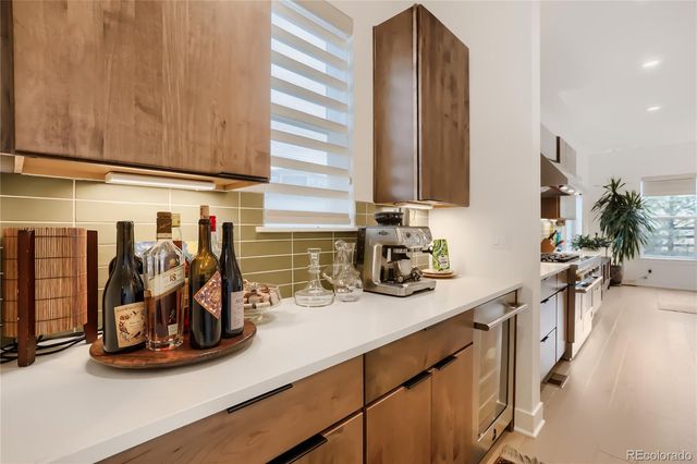 1058 Earmark Lane, Castle Rock, CO 80104
