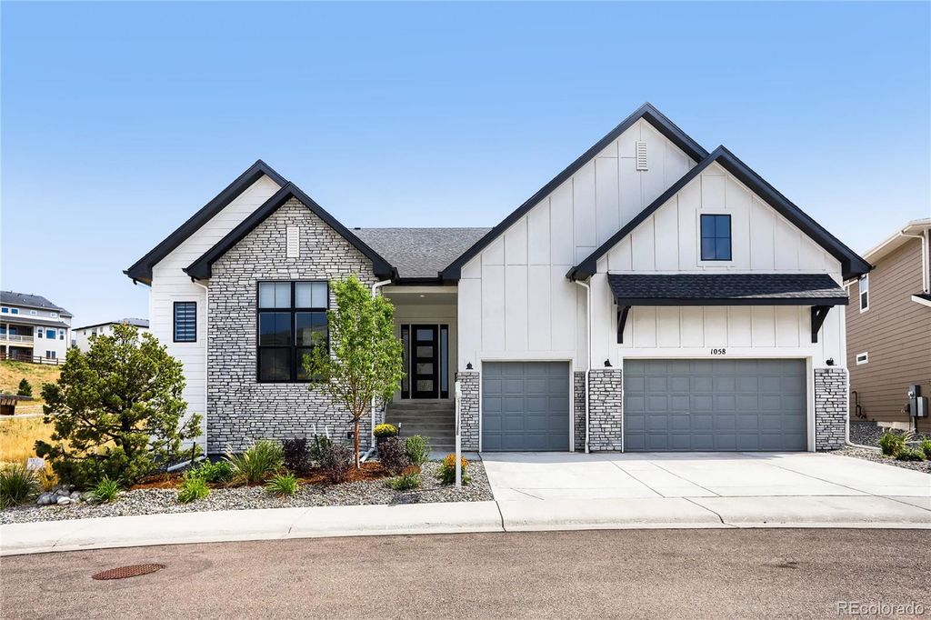 1058 Earmark Lane, Castle Rock, CO 80104