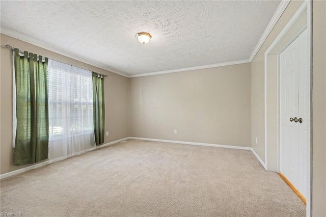 190 Pondview Drive, Reidsville, NC 27320