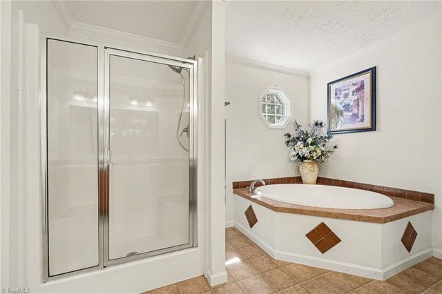 190 Pondview Drive, Reidsville, NC 27320