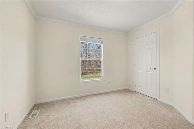 190 Pondview Drive, Reidsville, NC 27320