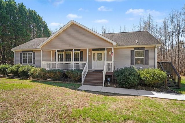 190 Pondview Drive, Reidsville, NC 27320