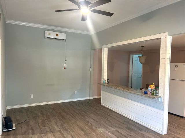 5006 Kasper St, Corpus Christi, TX 78415