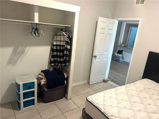 5006 Kasper St, Corpus Christi, TX 78415