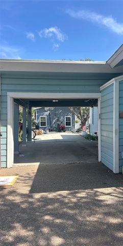 5006 Kasper St, Corpus Christi, TX 78415