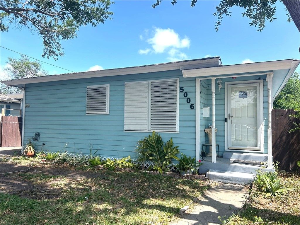 5006 Kasper St, Corpus Christi, TX 78415