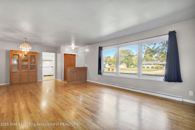 4311 Woodhaven Drive, Lansing, MI 48917