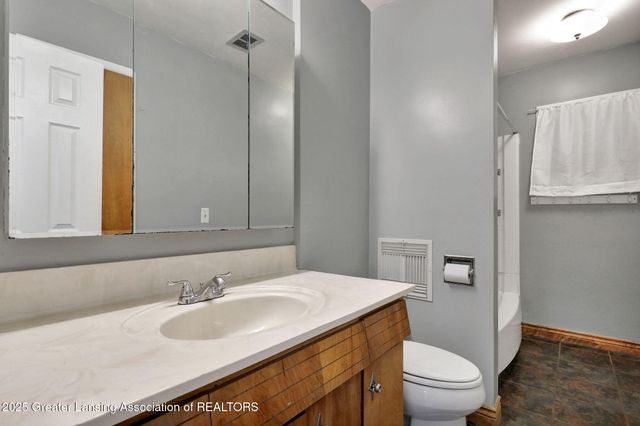 4311 Woodhaven Drive, Lansing, MI 48917