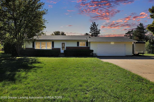 4311 Woodhaven Drive, Lansing, MI 48917