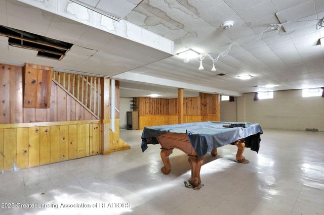 4311 Woodhaven Drive, Lansing, MI 48917