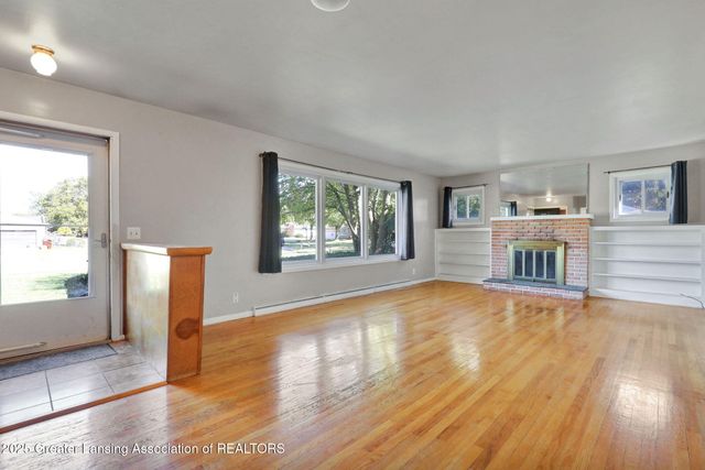 4311 Woodhaven Drive, Lansing, MI 48917