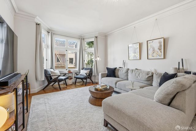 1441 Jones Street 301, San Francisco, CA 94109