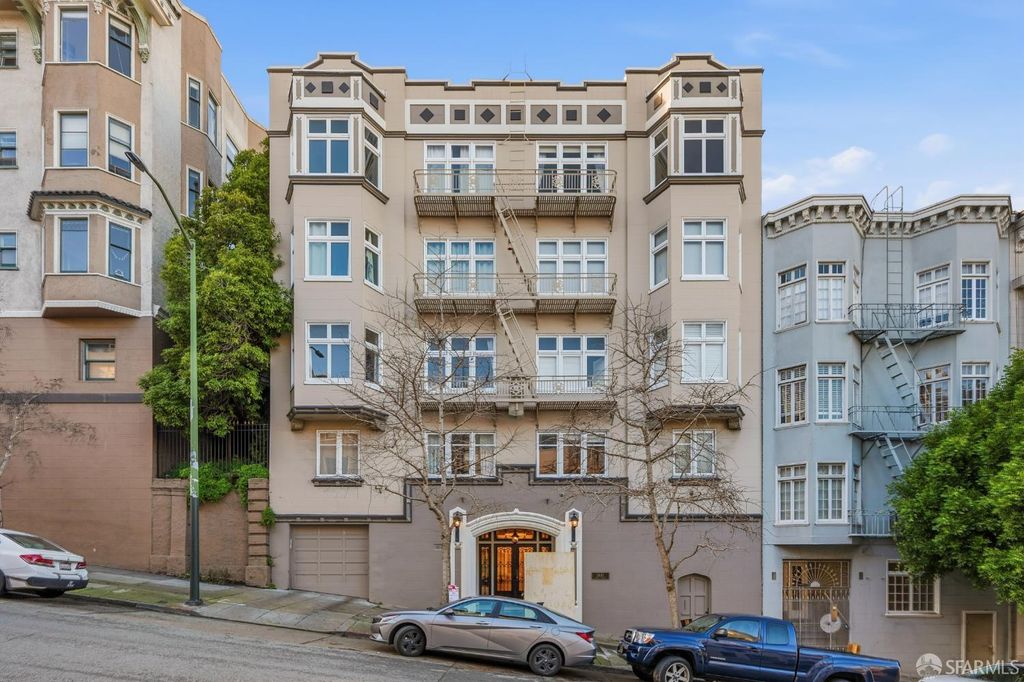 1441 Jones Street 301, San Francisco, CA 94109