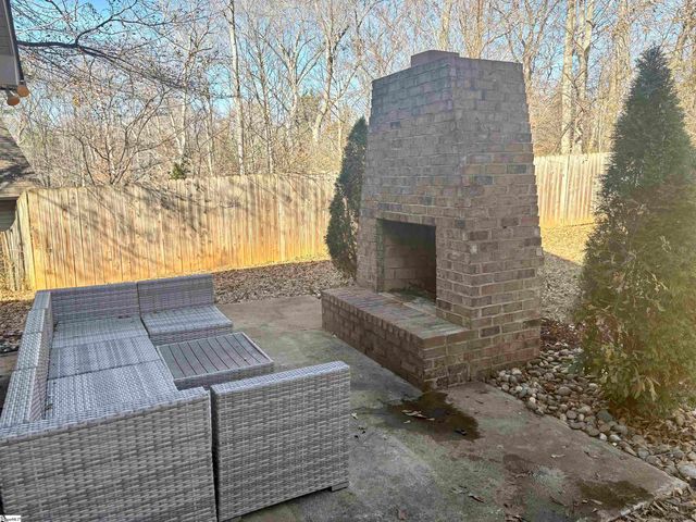 610 Fawn Branch Trail, Boiling Springs, SC 29316