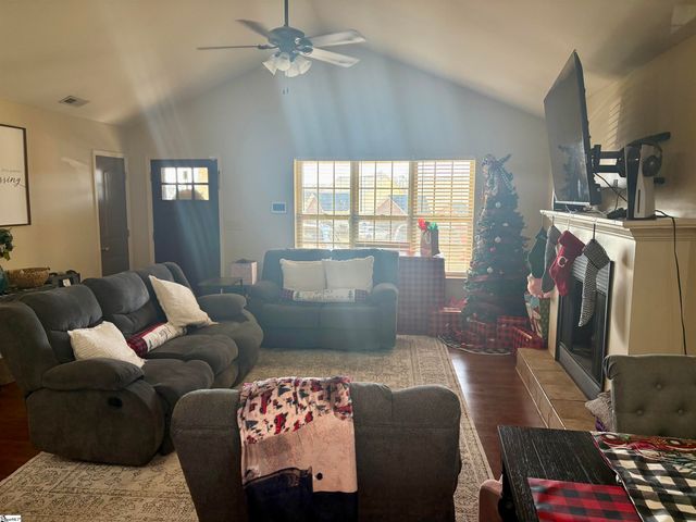 610 Fawn Branch Trail, Boiling Springs, SC 29316